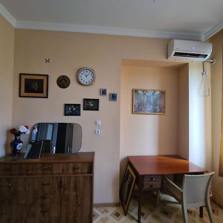 Camellia Hotel Kutaisi Bagian luar foto